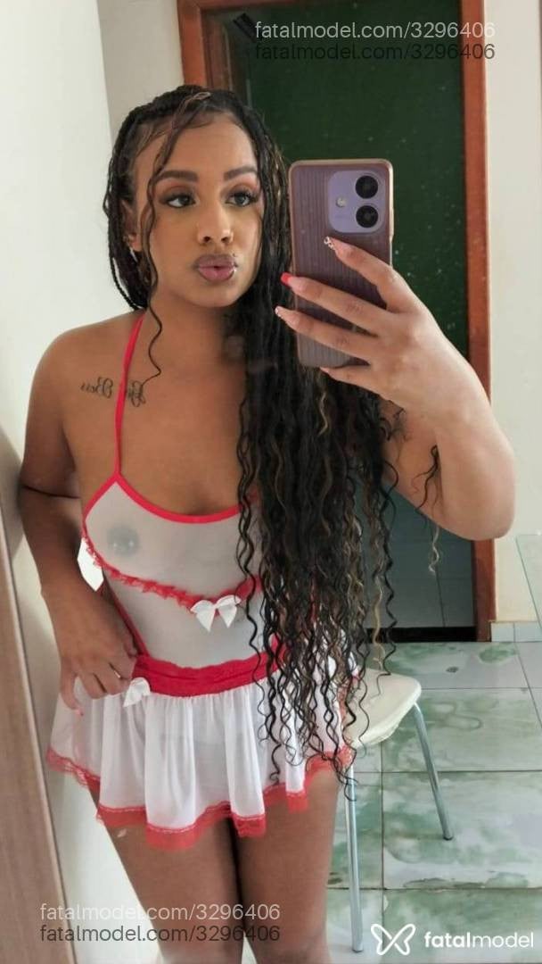 Acompanhante mulher loira (o) de olhos castanhos em Barreiras - Amina Maitê