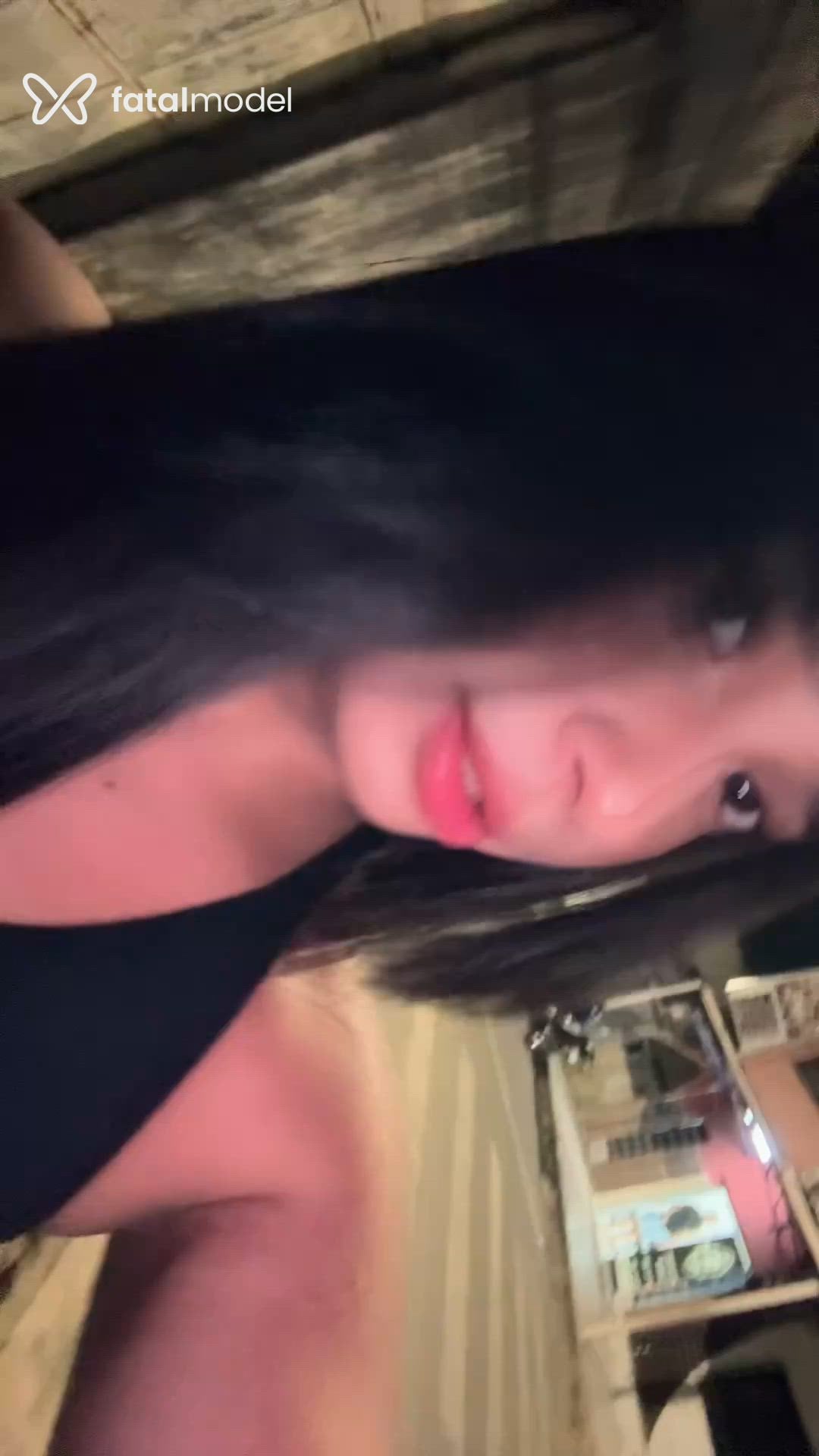 Acompanhante mulher trans morena (o) de olhos castanhos - Gabriele