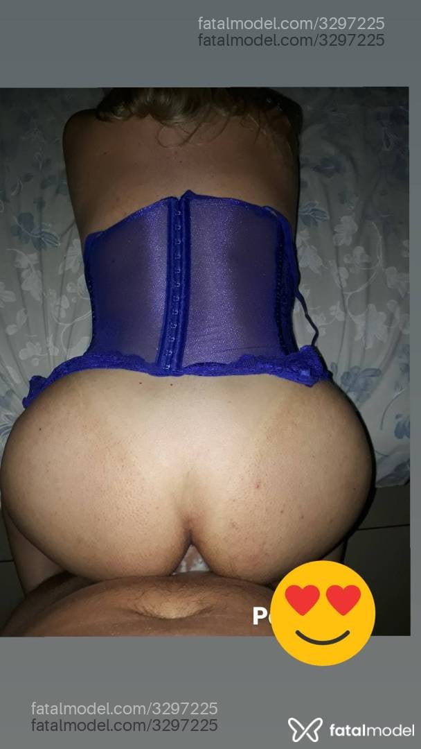 Acompanhante mulher loira (o) de olhos castanhos em Atibaia - Carol