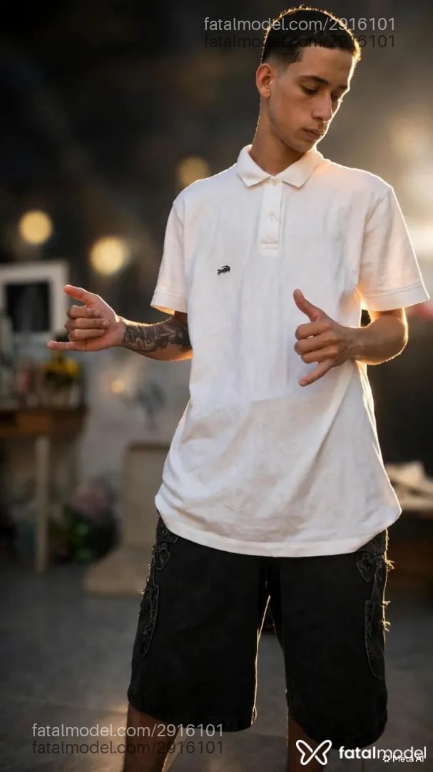 Acompanhante homem com cabelo castanho de olhos verdes - Noahn