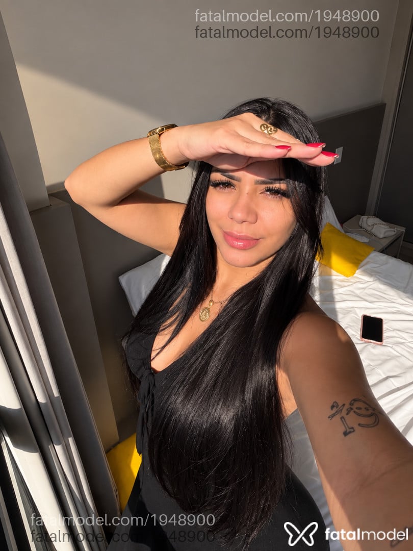 Acompanhante mulher morena (o) de olhos castanhos - Mallu