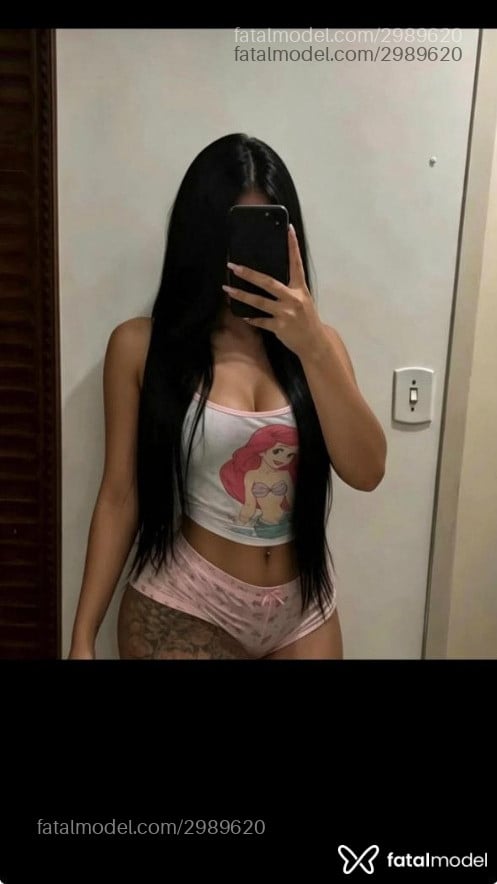 Acompanhante mulher morena (o) de olhos castanhos - Jade Ibrahim