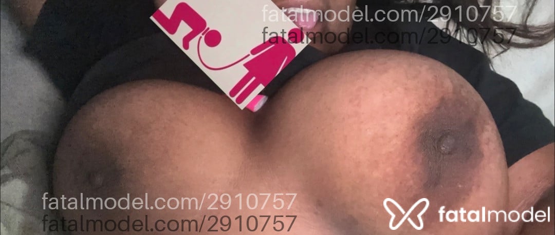 Acompanhante mulher com cabelo castanho de olhos pretos - Morena Brasil