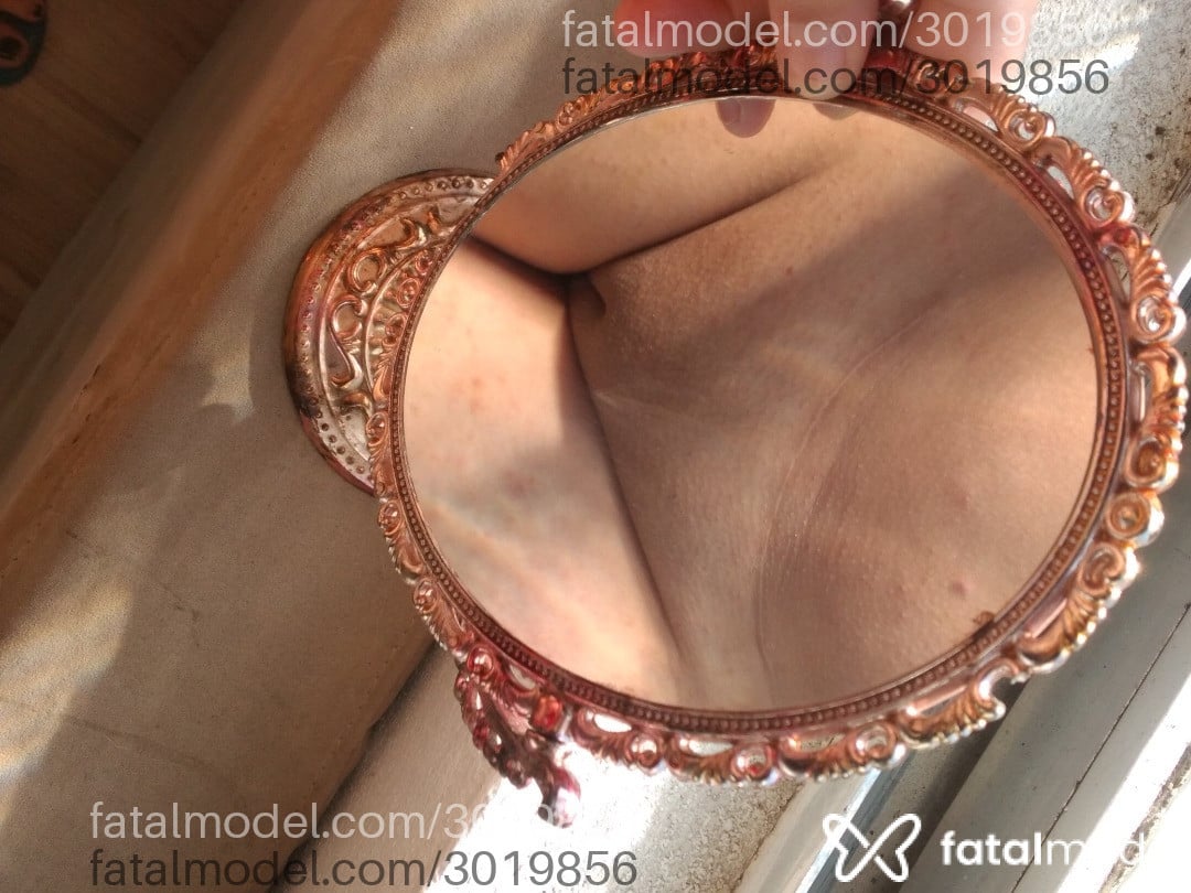 Acompanhante mulher com cabelo castanho de olhos castanhos - Marina