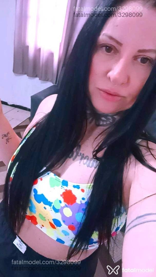 Acompanhante mulher morena (o) de olhos castanhos - Angel Santtos