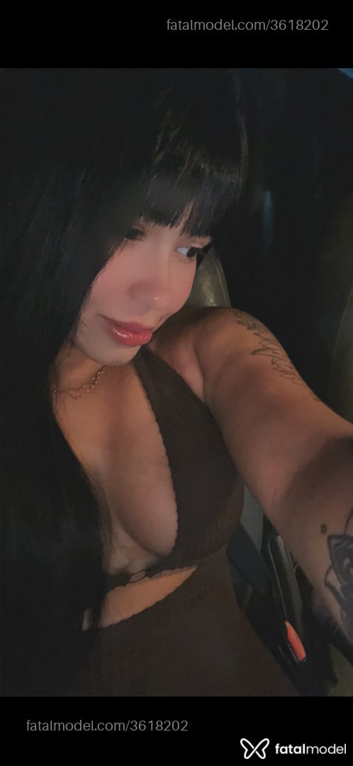 Acompanhante mulher morena (o) de olhos pretos - Ayumi