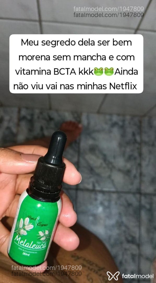 Acompanhante mulher com cabelo castanho de olhos castanhos - Bruninhaasurfis