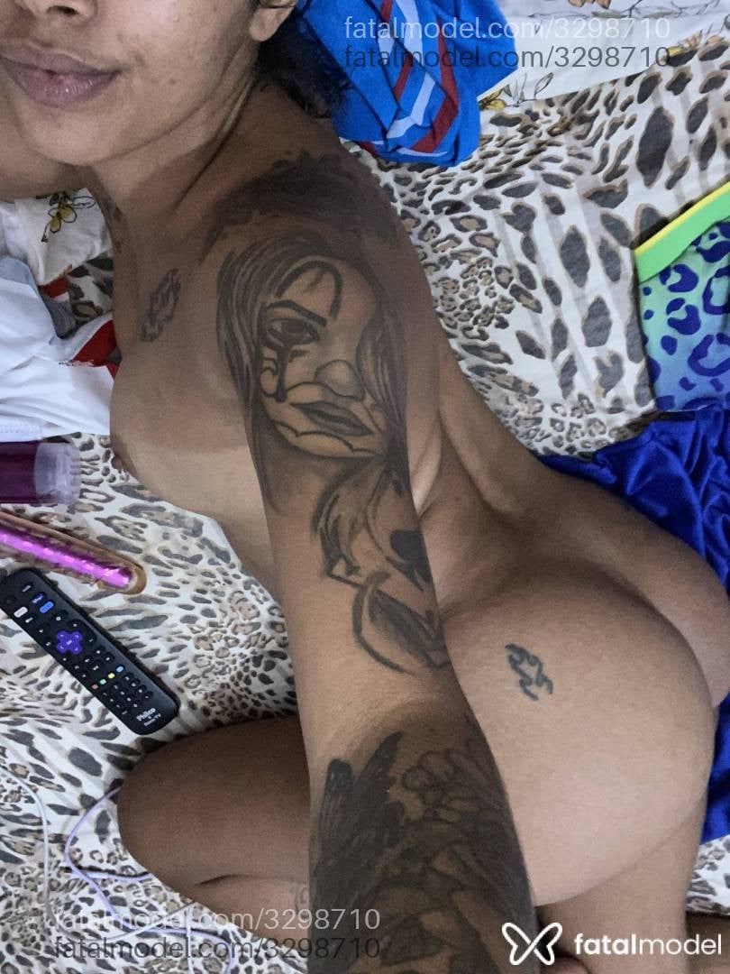 Acompanhante mulher com cabelo castanho de olhos castanhos em Virtual - Silva