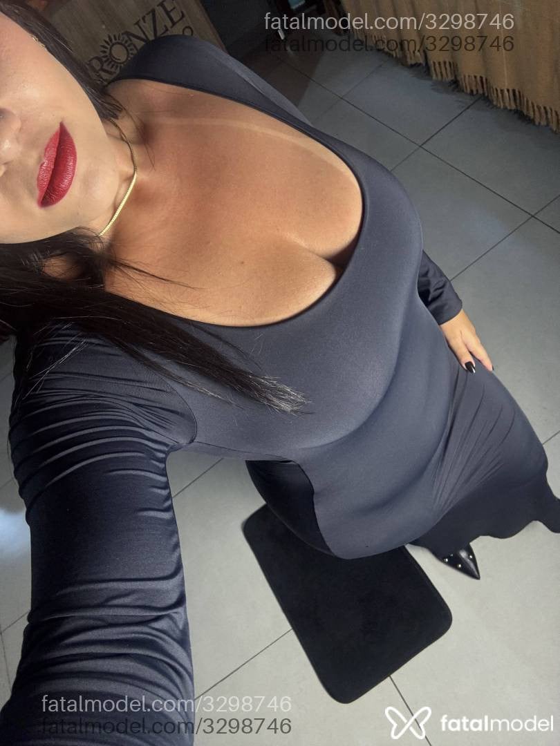 Acompanhante mulher com cabelo castanho de olhos castanhos - Belle Anne