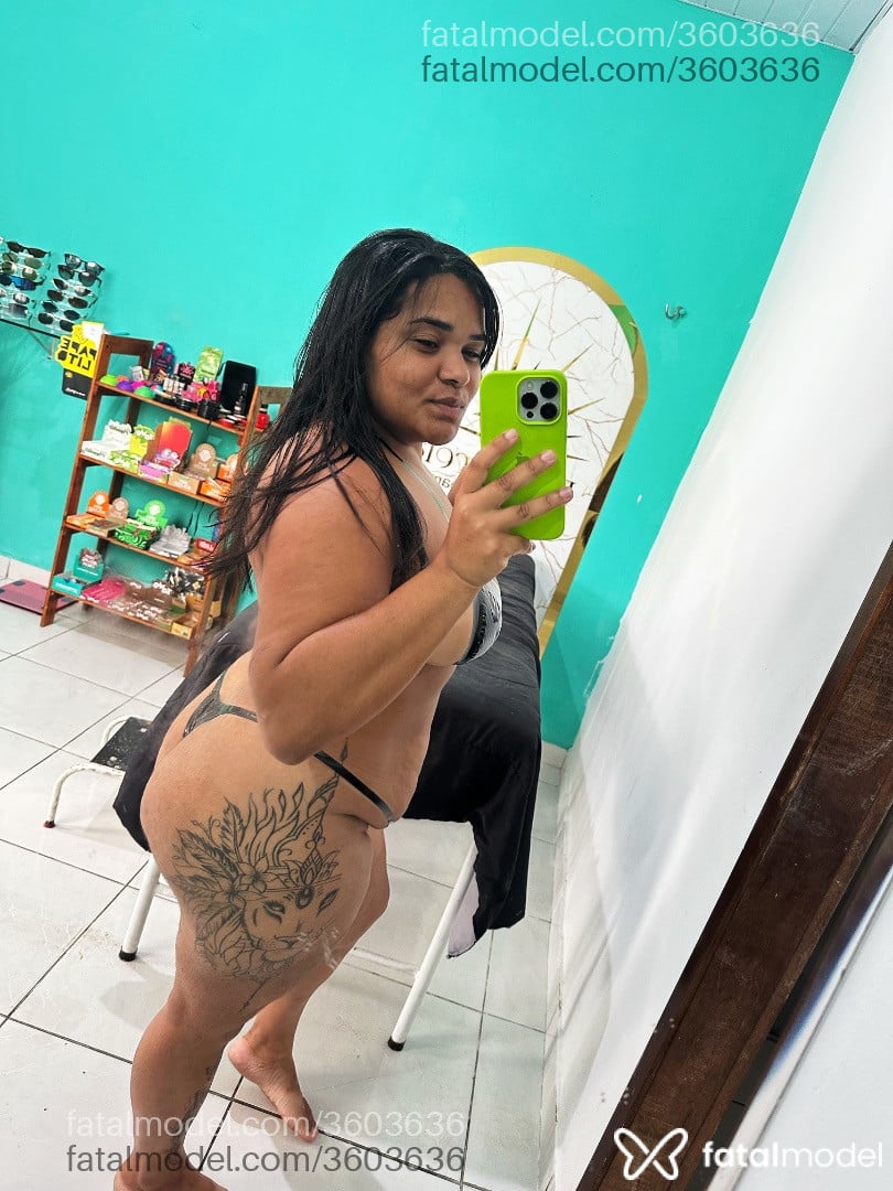 Acompanhante mulher morena (o) de olhos castanhos - Morenah