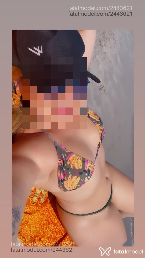 Acompanhante mulher loira (o) de olhos castanhos - Laura