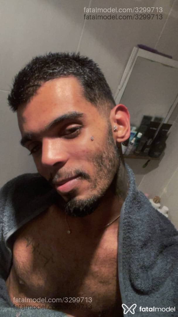Acompanhante homem morena (o) de olhos castanhos em São Paulo - Bertô