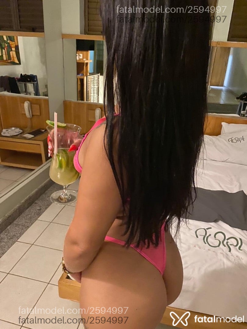 Acompanhante mulher morena (o) de olhos mel - Sandrinha