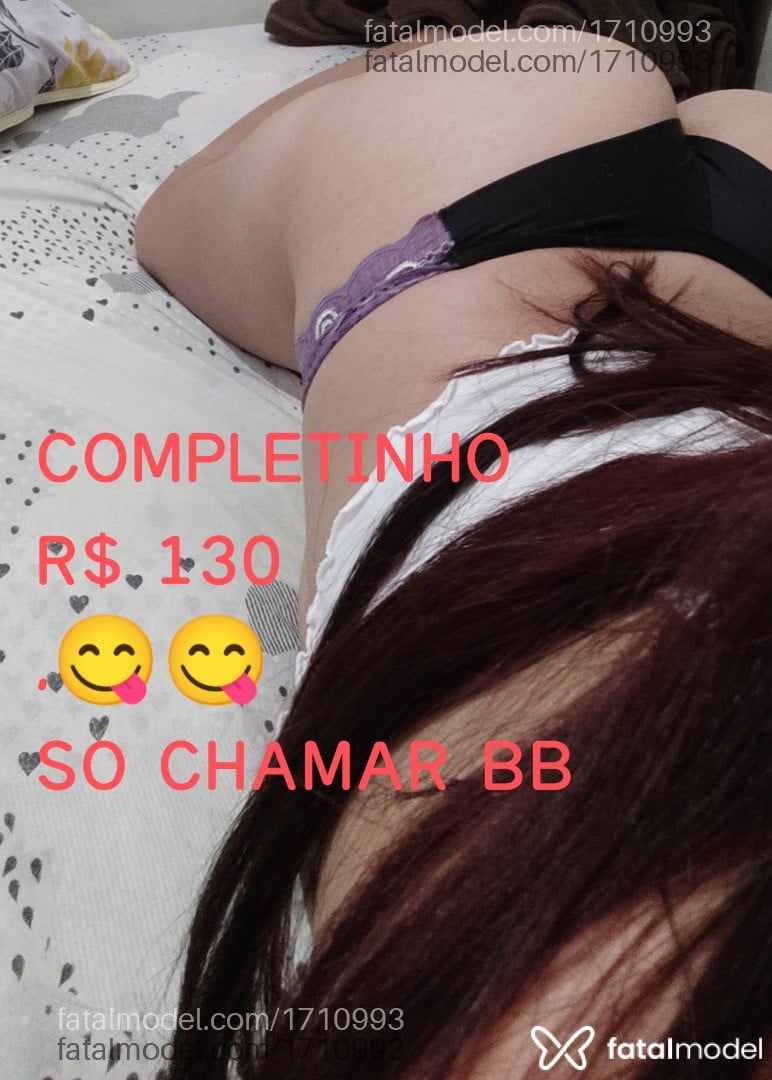 Acompanhante mulher ruiva (o) de olhos castanhos - Pekena