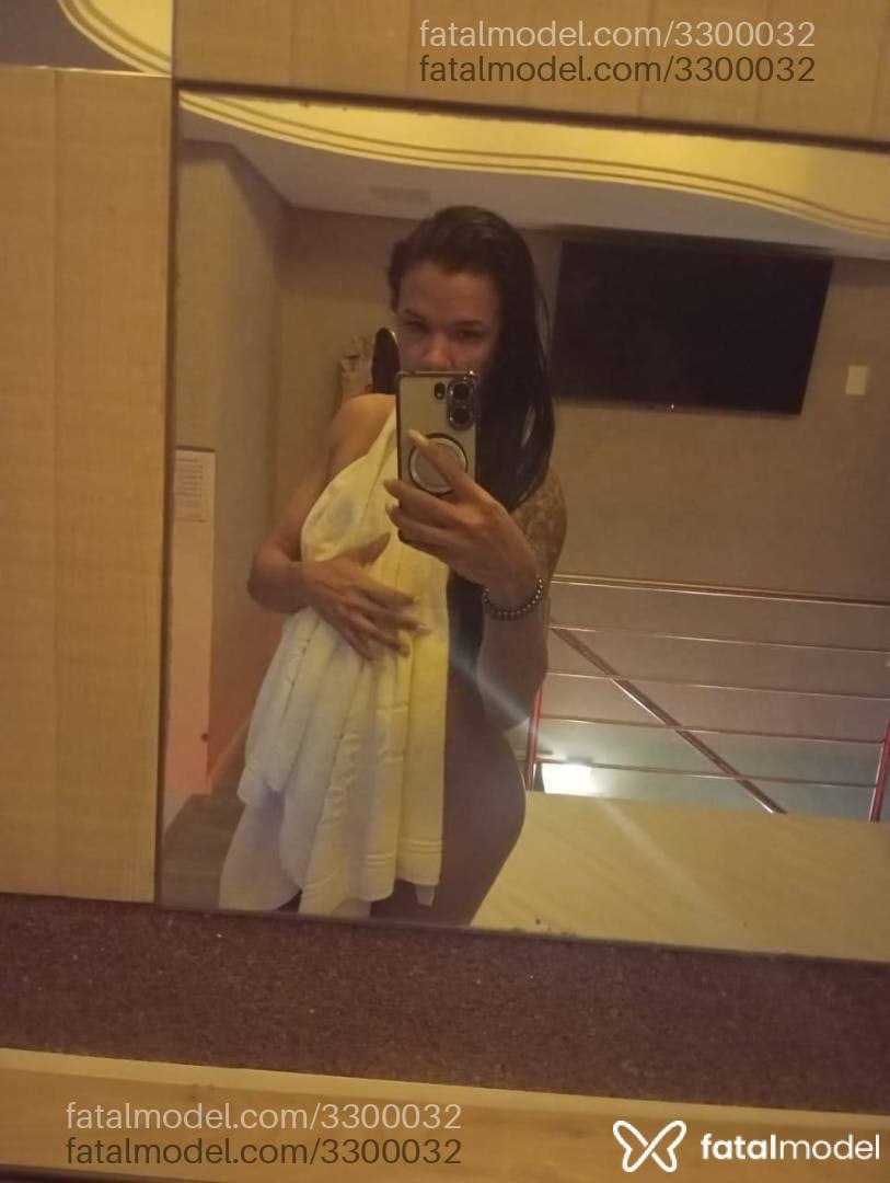 Acompanhante mulher morena (o) de olhos castanhos em Balneário Camboriú - Thaly Parado