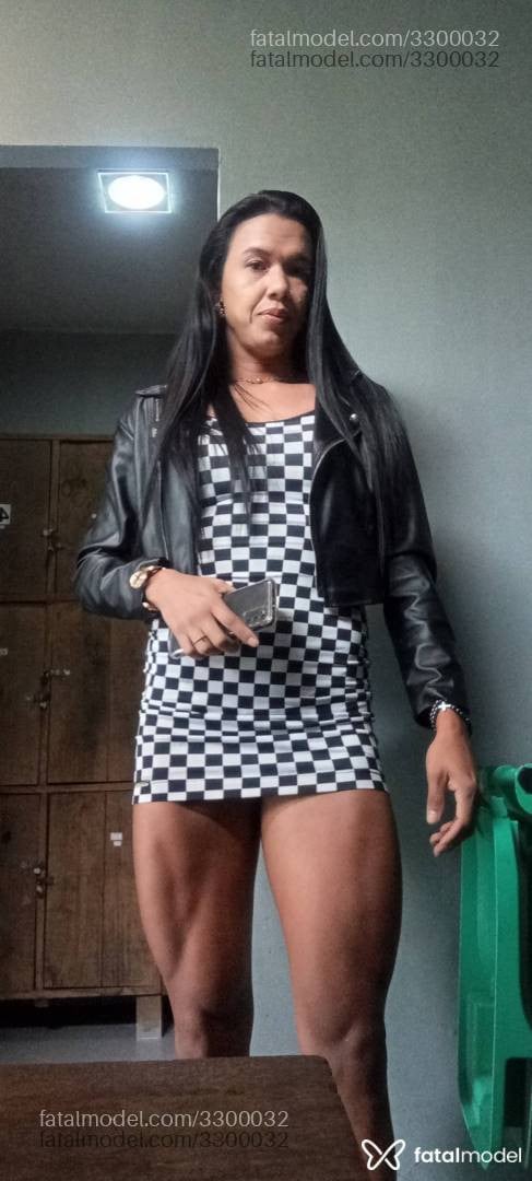 Acompanhante mulher morena (o) de olhos castanhos - Thaly Parado