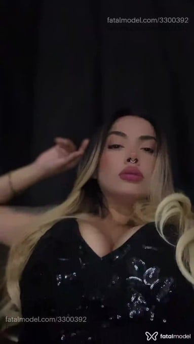 Acompanhante mulher loira (o) de olhos pretos em Brasília - Samara
