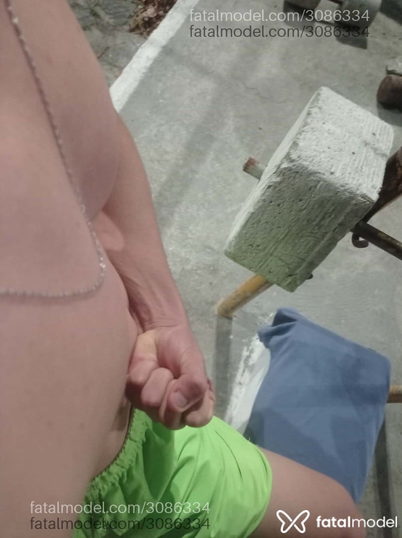 Acompanhante homem com cabelo castanho de olhos castanhos - Massagistajp