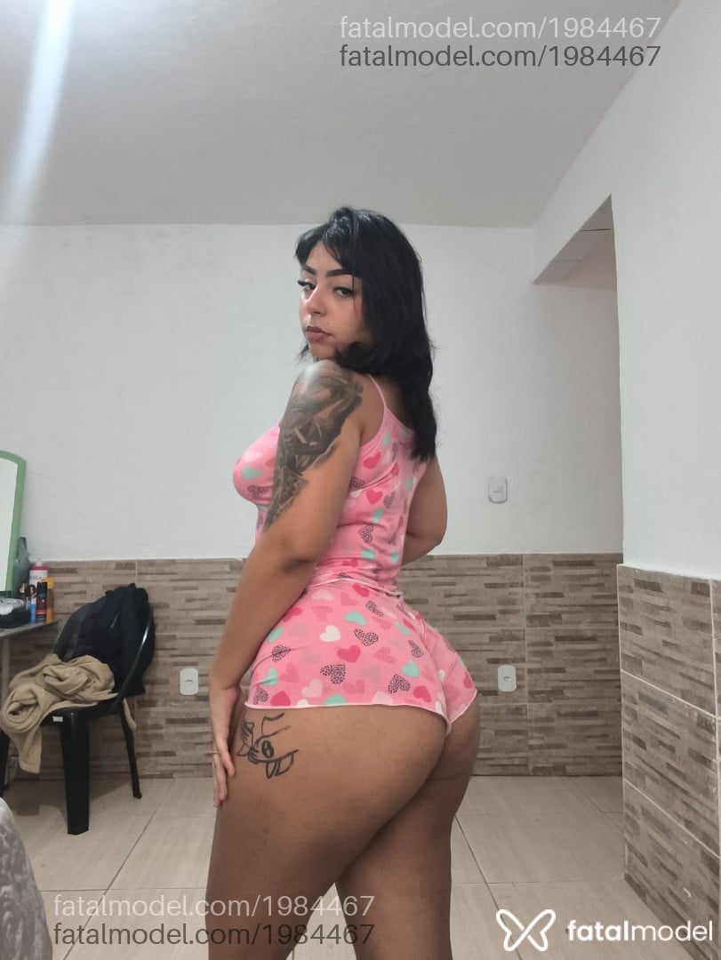 Acompanhante mulher morena (o) de olhos castanhos - Charlotte