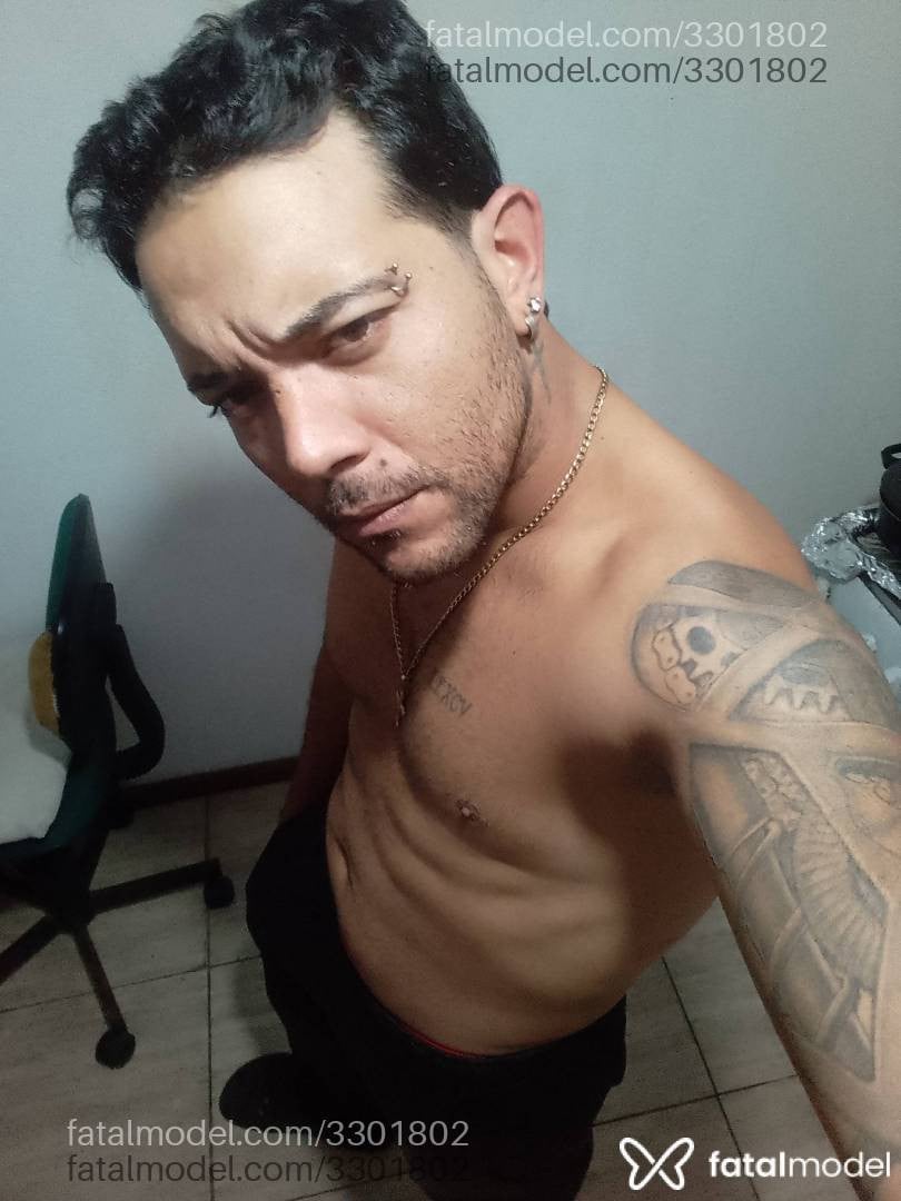 Acompanhante homem morena (o) de olhos castanhos em Porto Alegre - Jhony