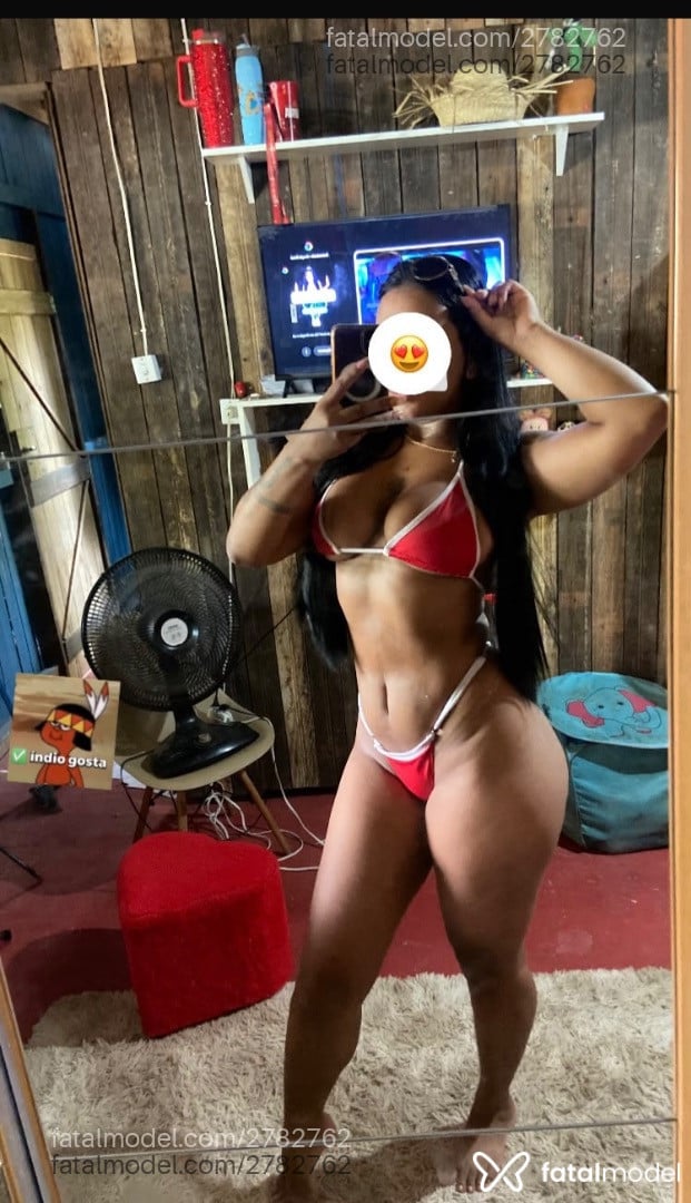 Acompanhante mulher morena (o) de olhos castanhos - Turca