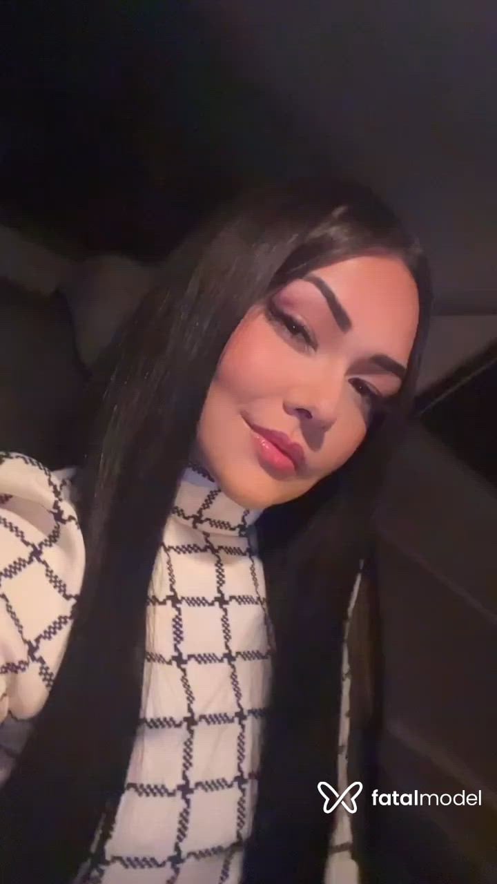Acompanhante mulher morena (o) de olhos castanhos - Mayumi