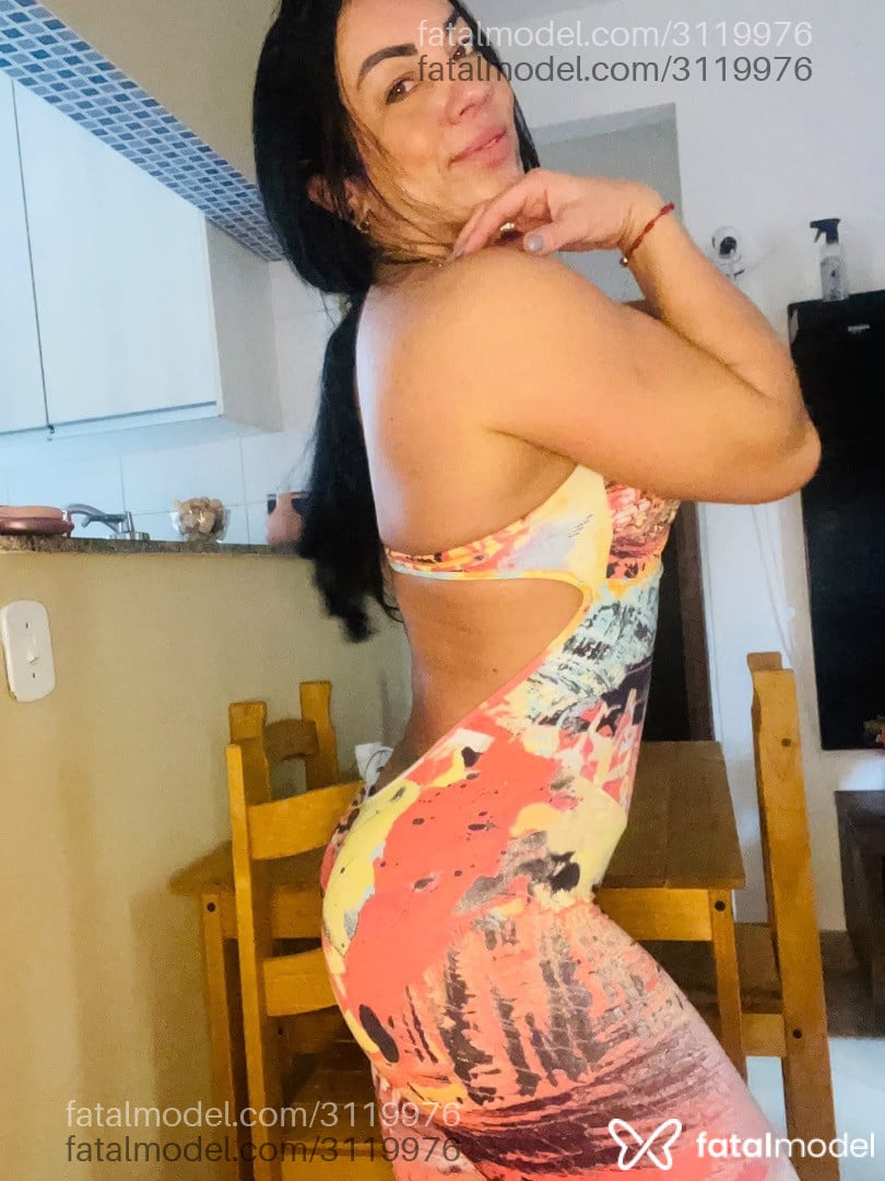 Acompanhante mulher morena (o) de olhos castanhos - Bruna Morena