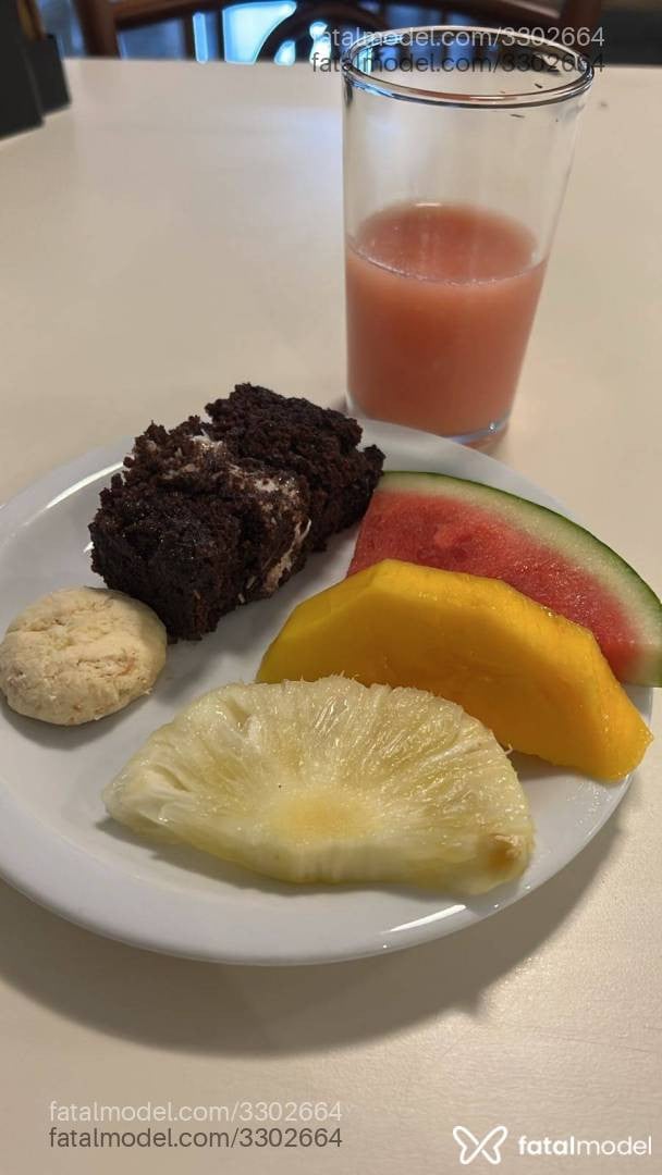 Acompanhante mulher morena (o) de olhos pretos em Belo Horizonte - Yasmin