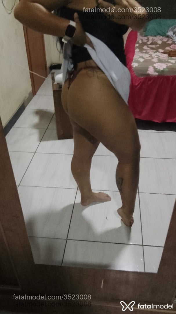 Acompanhante mulher morena (o) de olhos castanhos - Keyte