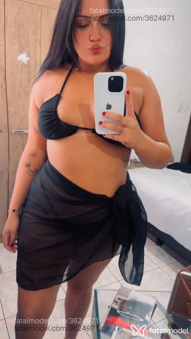 Acompanhante mulher morena (o) de olhos pretos - Myllena