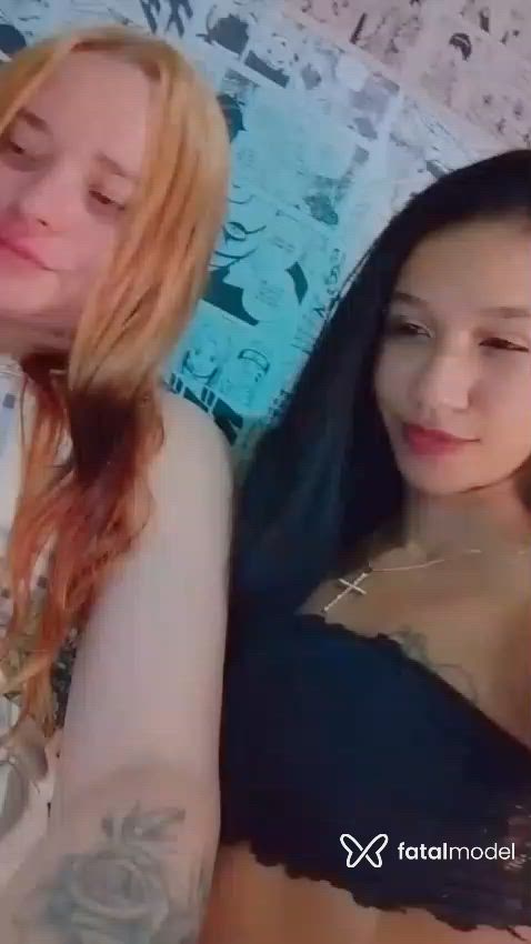 Acompanhante mulher com cabelo colorido de olhos castanhos - Biahhh