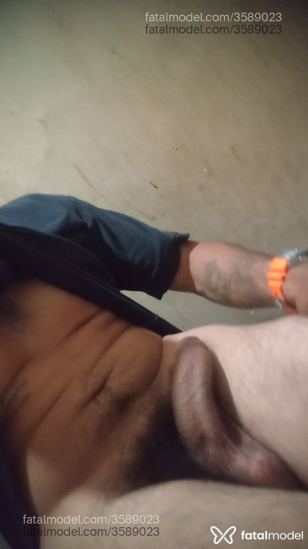 Acompanhante homem com cabelo castanho de olhos mel - Ws Furador