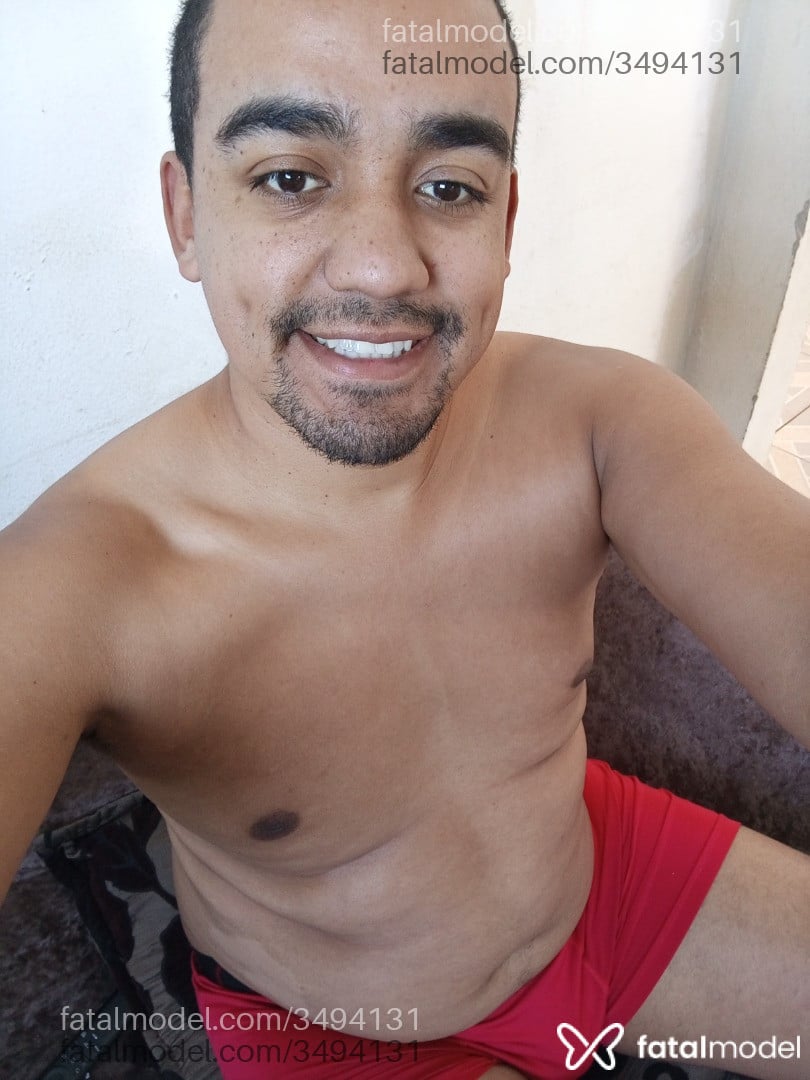 Acompanhante homem morena (o) de olhos pretos - Marcos