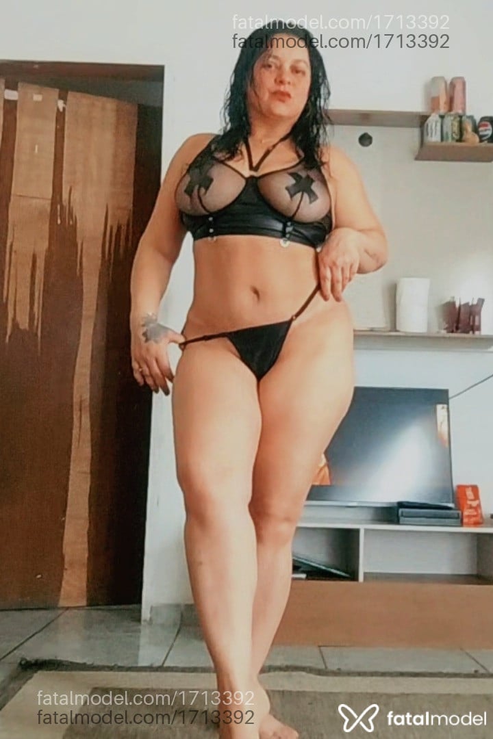 Acompanhante mulher morena (o) de olhos castanhos - Dani Albuquerque