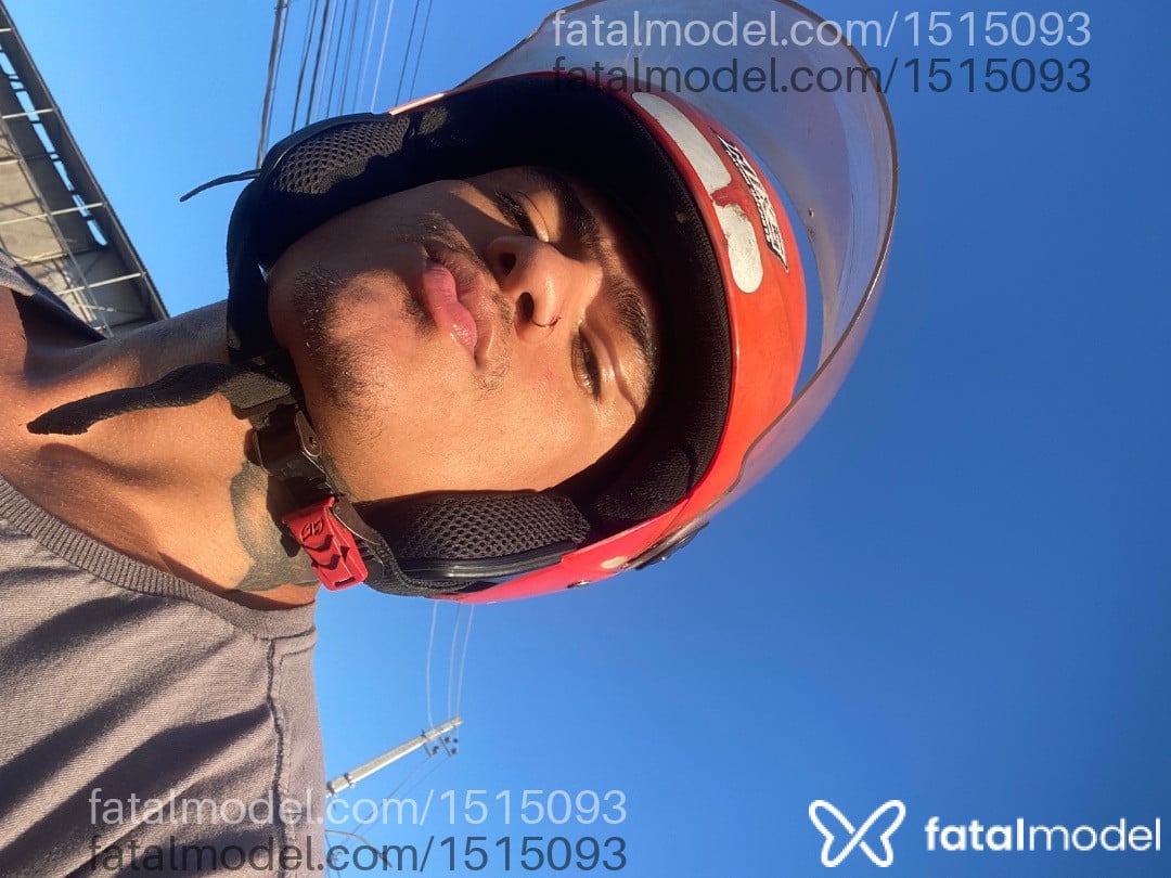 Acompanhante homem morena (o) de olhos castanhos - Kayo Matheus