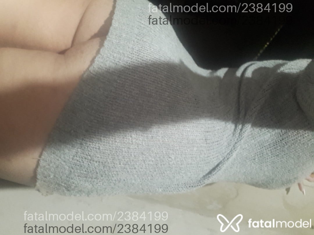 Acompanhante mulher trans morena (o) de olhos pretos - Isis Lima