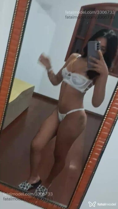 Acompanhante mulher morena (o) de olhos castanhos em Passos Acompanhante mulher morena (o) de olhos castanhos em Passos - Auras