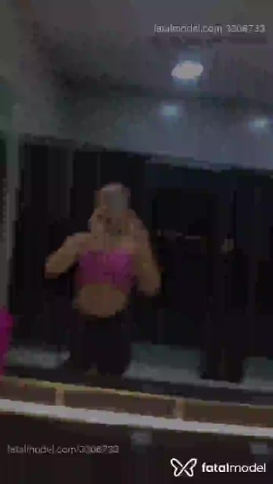 Acompanhante mulher morena (o) de olhos castanhos em Passos Acompanhante mulher morena (o) de olhos castanhos em Passos - Auras