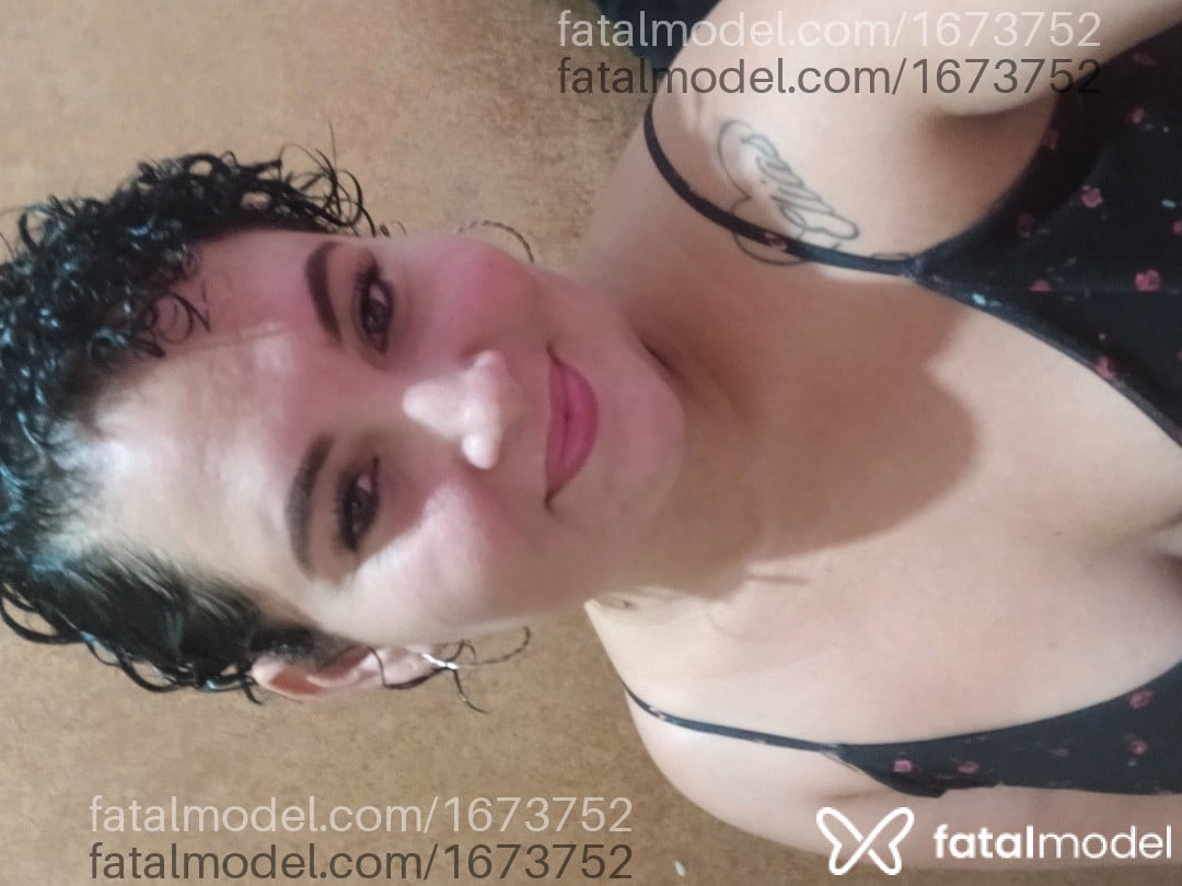 Acompanhante mulher morena (o) de olhos castanhos - Gabi