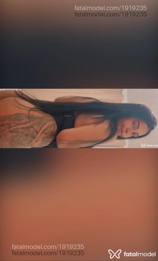 Acompanhante mulher morena (o) de olhos pretos - Fernanda