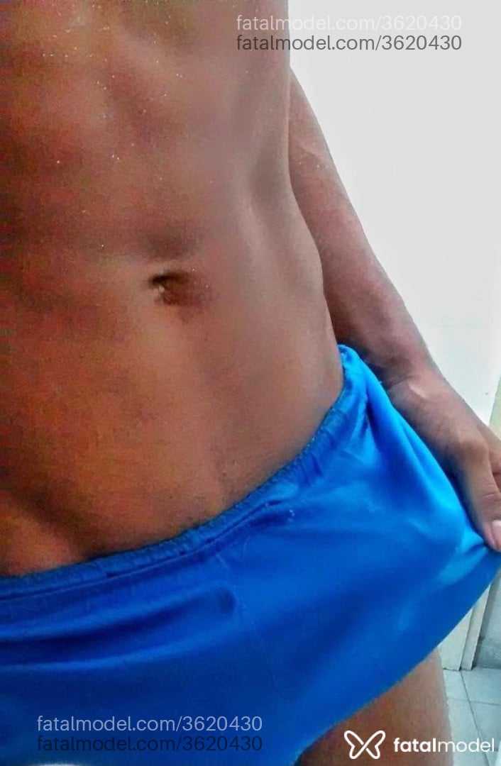 Acompanhante homem morena (o) de olhos castanhos - Dotadooo