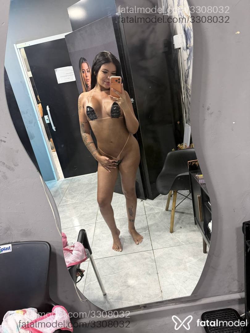 Acompanhante mulher morena (o) de olhos castanhos - Leticia