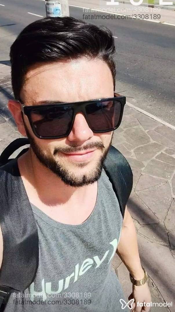 Acompanhante homem morena (o) de olhos mel em Virtual - Danadinho