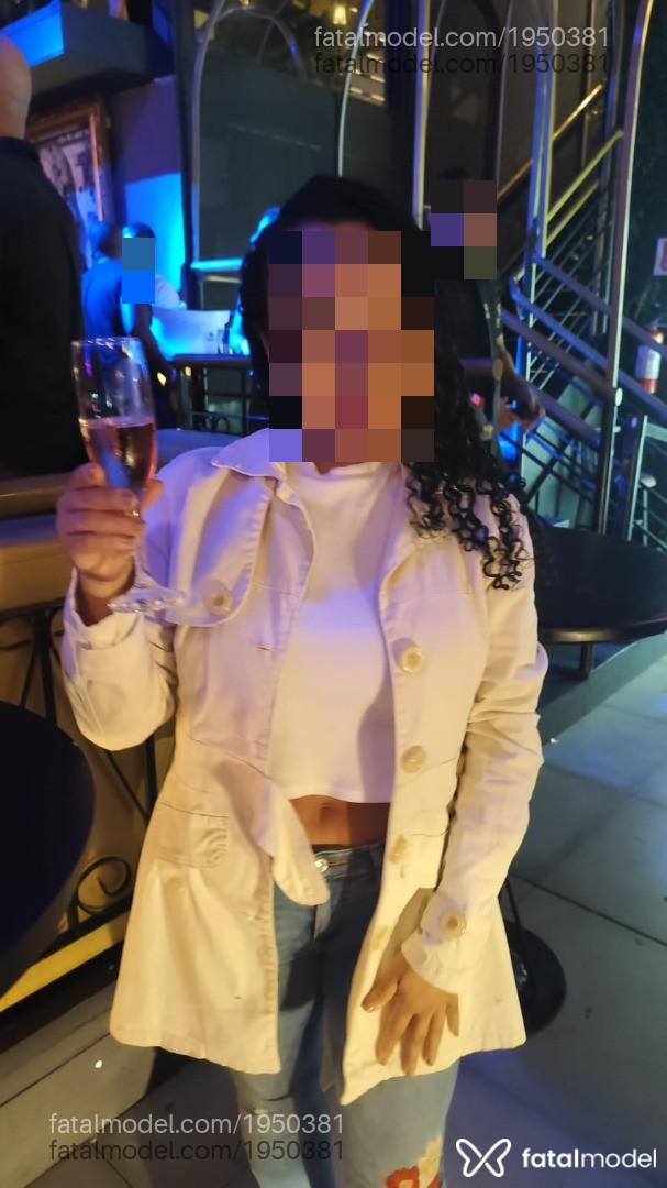 Acompanhante mulher morena (o) de olhos castanhos - Anny Monteiro