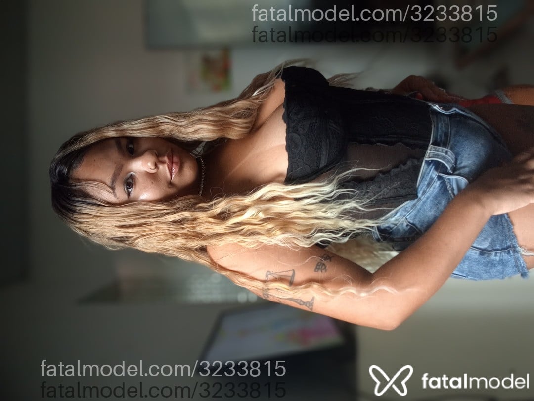 Acompanhante mulher morena (o) de olhos castanhos - Ayla Nunes