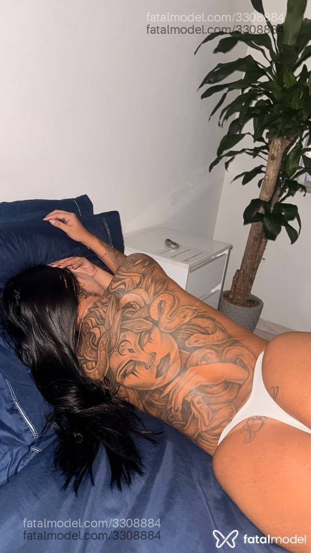 Acompanhante mulher morena (o) de olhos castanhos - Mel Manauara