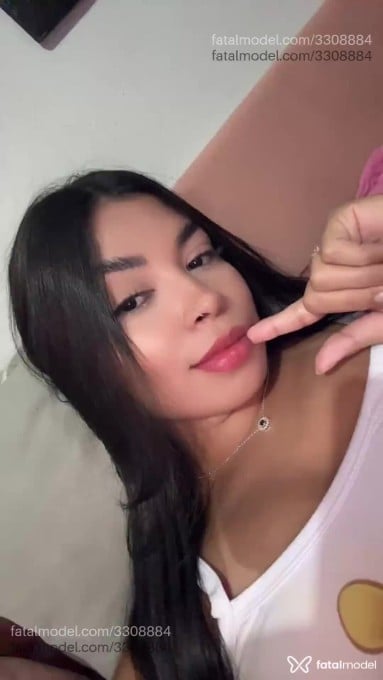 Acompanhante mulher morena (o) de olhos castanhos em Itapema - Mel Manauara