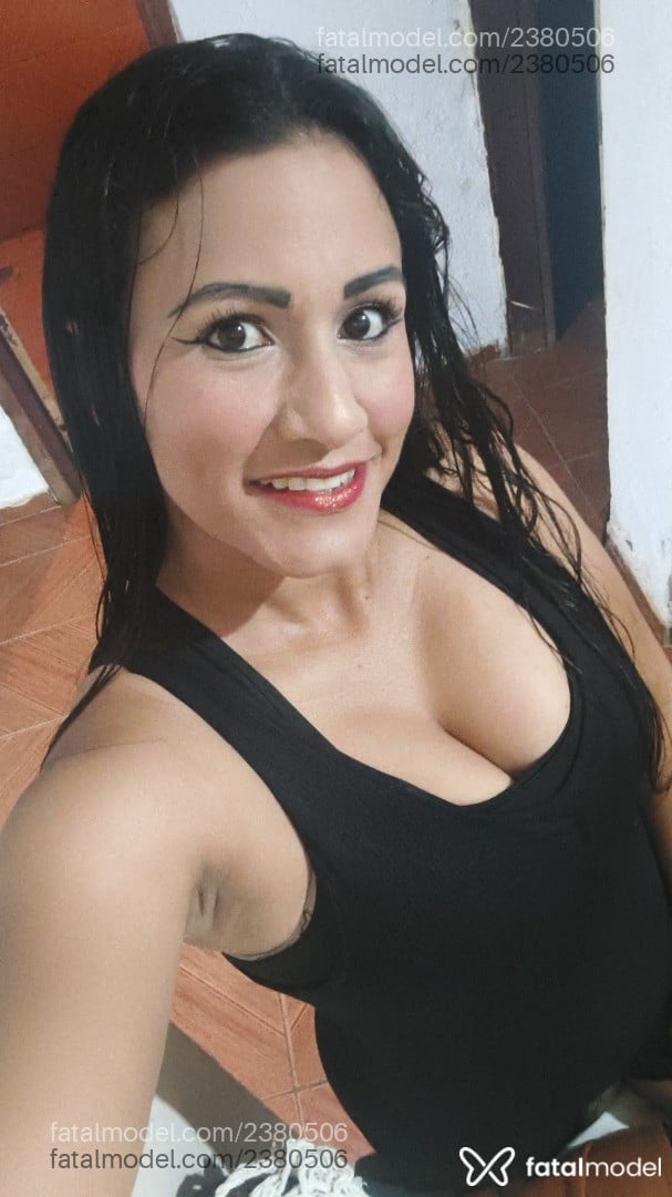 Acompanhante mulher morena (o) de olhos mel - Gaby Morena