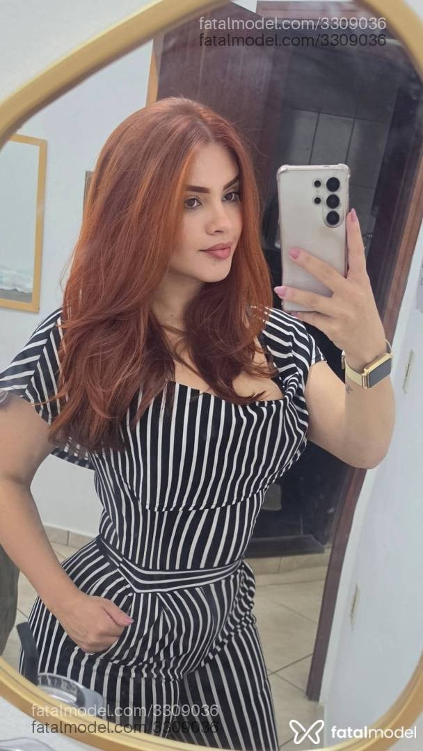 Acompanhante mulher ruiva (o) de olhos castanhos - Angeloty
