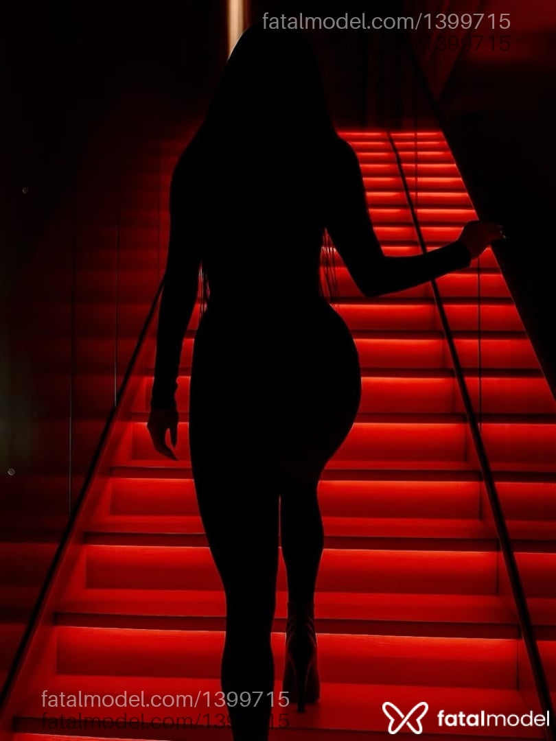 Acompanhante mulher morena (o) de olhos castanhos - Agatha Monteiro